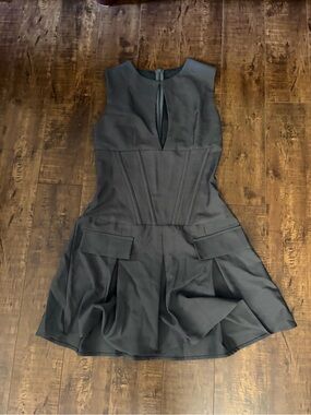 Missguided Black Sleeveless Mini Dress with Front Keyhole Detail